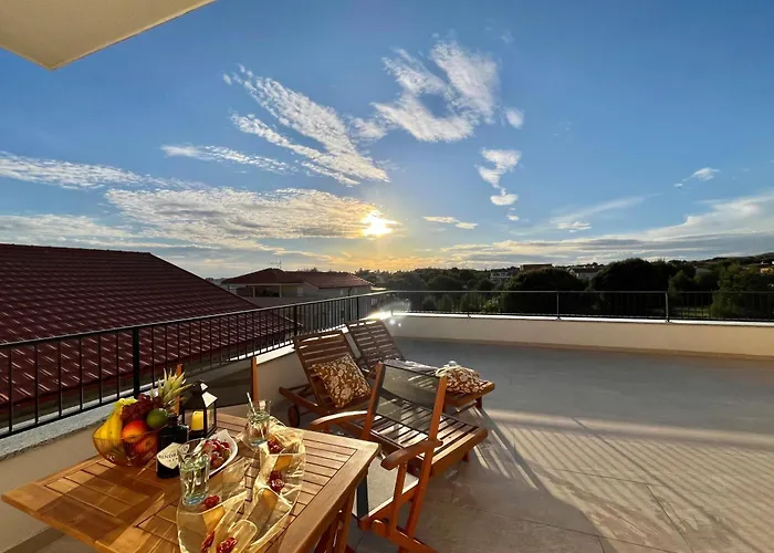 Noah With Rooftop Terrace And Sea View *